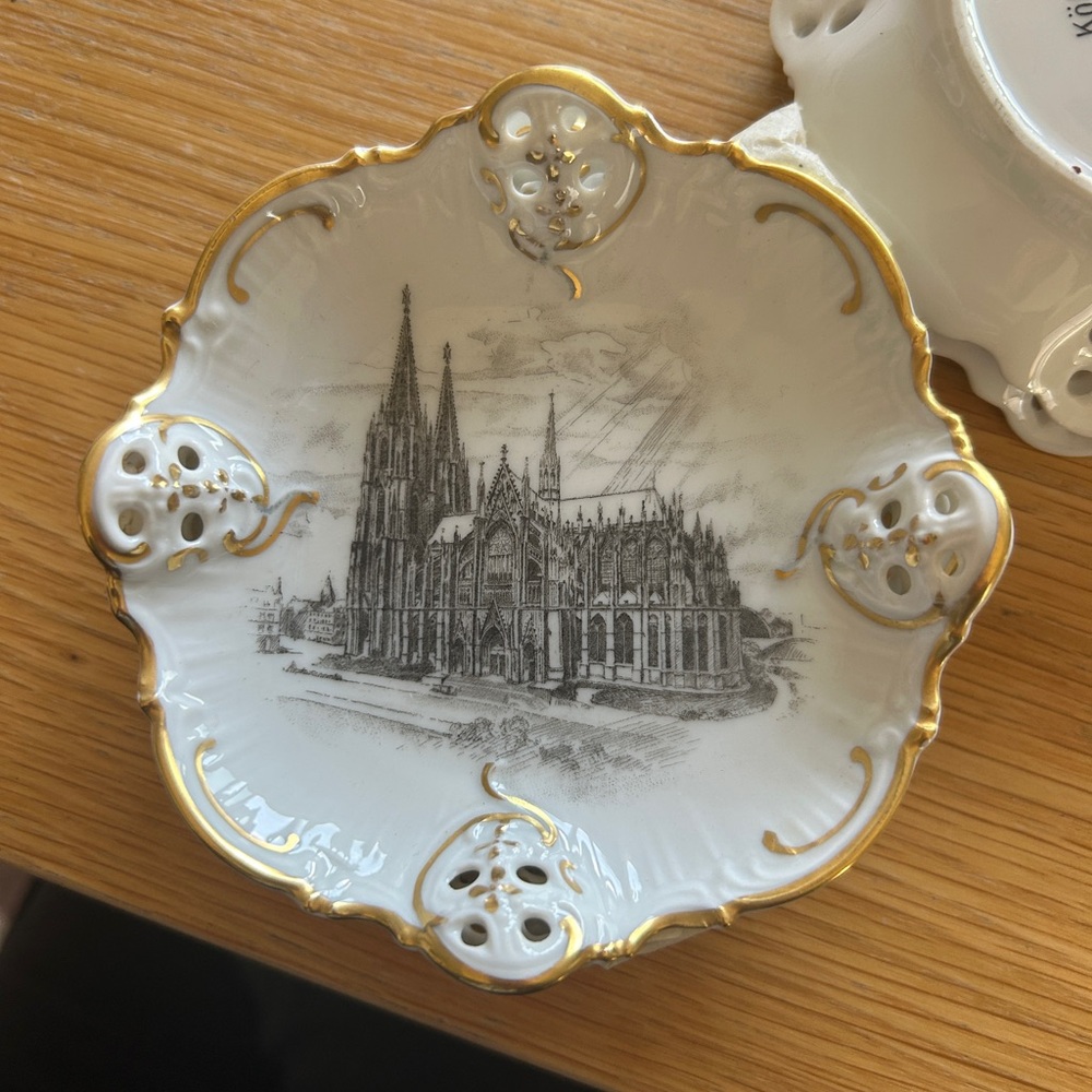 Rosenthal 4” German Gold and White Cologne Cathedral Trinket Dish